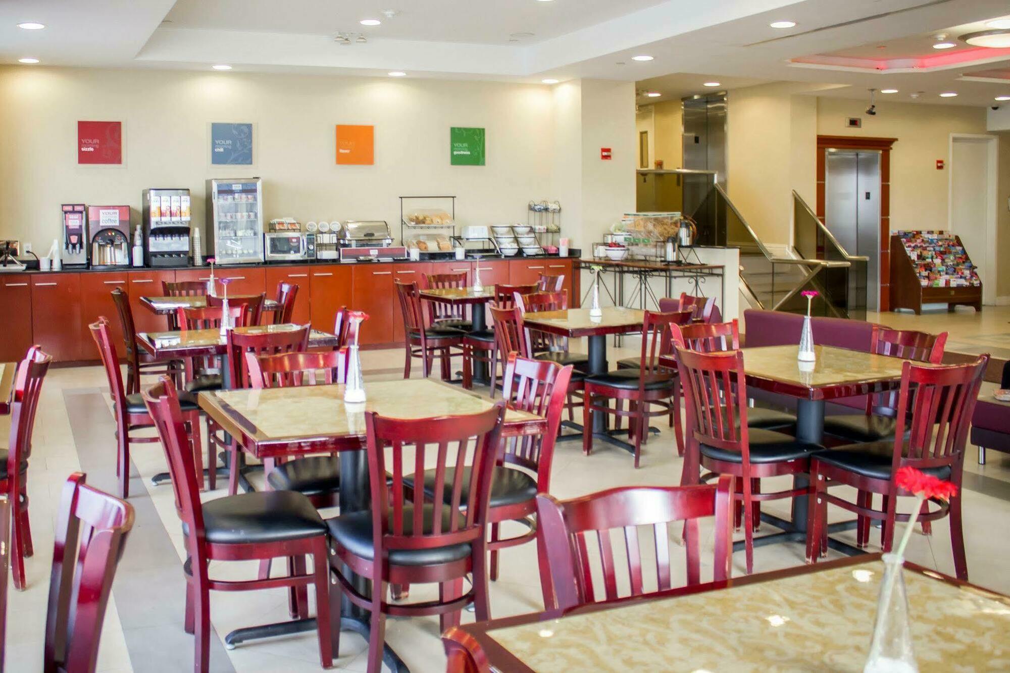 Comfort Inn & Suites Laguardia Airport Nova York Exterior foto