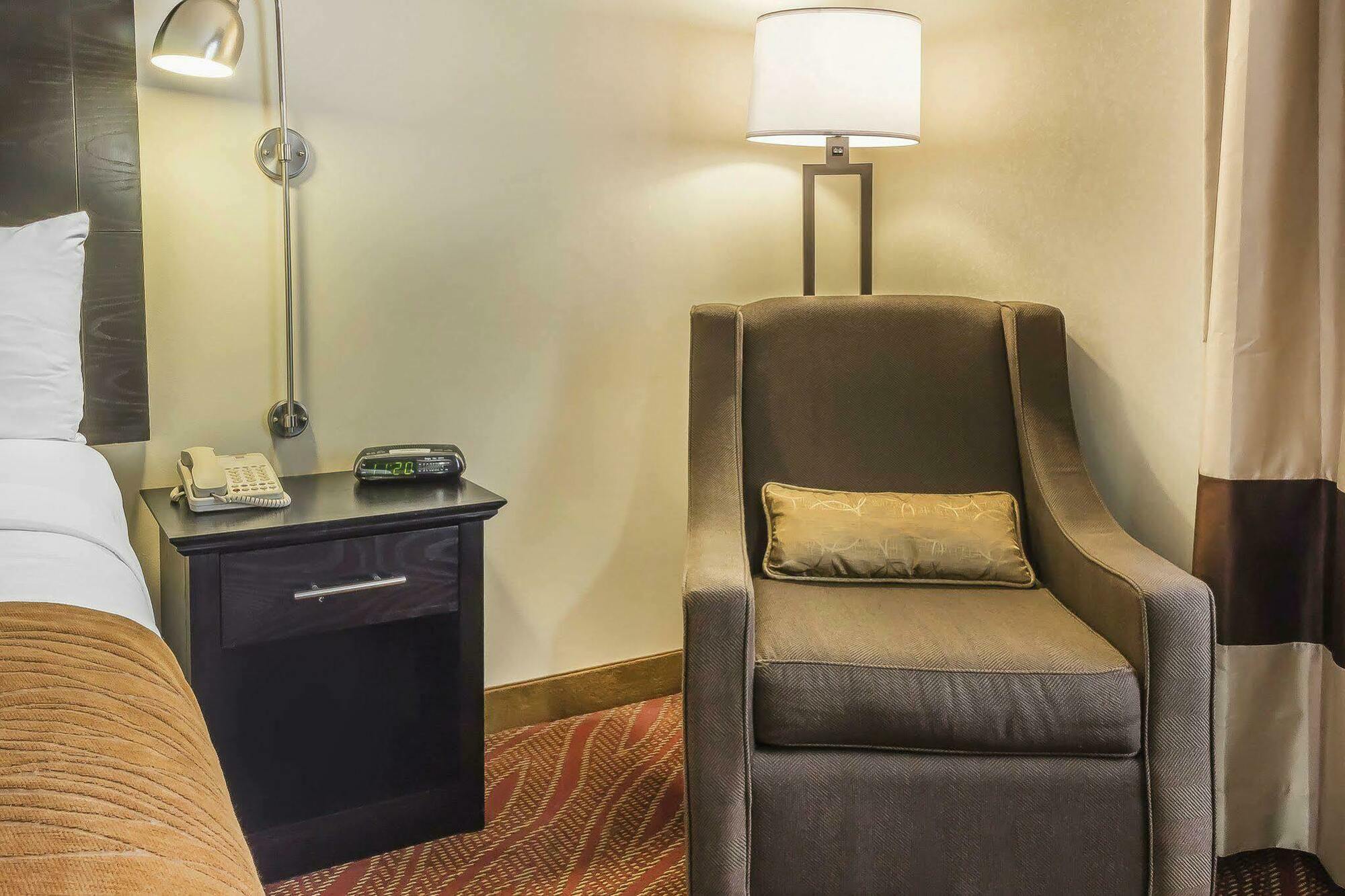 Comfort Inn & Suites Laguardia Airport Nova York Exterior foto